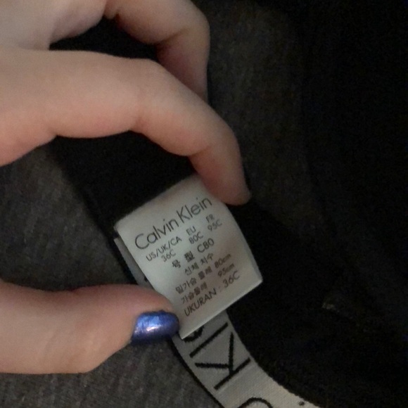 Black Calvin Klein bra - Picture 3 of 3